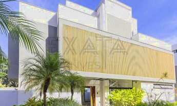 Imagem: Luxuosa Casa à venda em Condomínio Fechado