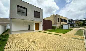 Imagem 3: Casa de Luxo à Venda ou locação no Condomínio Alphaville Granja Viana: Com 4 Quartos, 4 Su