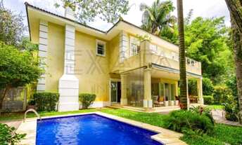 Imagem: Magnífica Casa à Venda em Condomínio