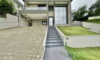 Imagem 2: Casa à venda em Condomínio de luxo em Pitas, Granja Viana - Cotia-SP: NOVA, com 4 suítes