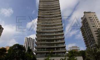 Imagem 7: Imóvel de luxo em São Paulo: Apartamento à venda no Ibirapuera com 632m², living com varan