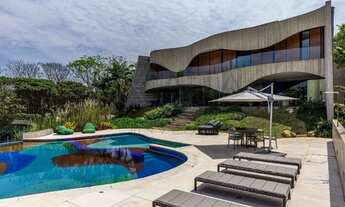 Imagem 5: Casa de Luxo à venda em Condomínio em Valinhos-SP: Projeto do arquiteto Ruy Ohtake, paisag