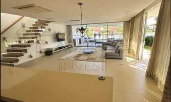 Imagem 2: Luxuosa Casa de Alto Padrão à Venda em Condomínio de Prestígio no Condomínio Villa Fasano