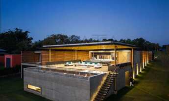 Imagem 4: Casa de Luxo em Condomínio à Venda em Avaré, Represa de Jurumirim: Porteira fechada, com 6