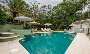 Imagem 3: Residência de Luxo à Venda em Condomínio Riviera de São Lourenço, Bertioga-SP: Casa com 6