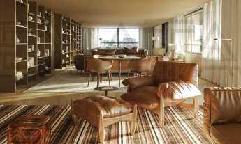 Imagem 2: Residência de Luxo à venda no Jardim América: Apartamento tipo com 4 Quartos, 4 Suítes, 6