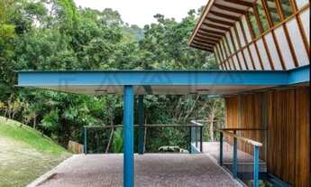 Imagem 5: Casa de Luxo com pé na areia à Venda em Condomínio em Ubatuba-SP: 4 Quartos, 4 Suítes, 6 S