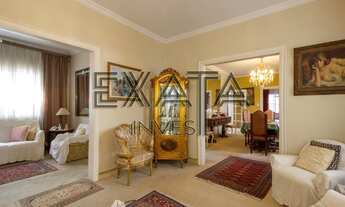 Imagem 3: Casa Alto Padrão à venda no Jardim Paulista, Sobrado localizado em rua calma e arborizada