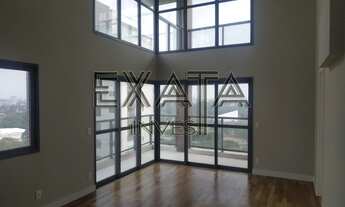 Imagem 3: Cobertura Triplex com 325m² úteis, esta com piso Parquet e hidro no banheiro, 4 suítes, 5