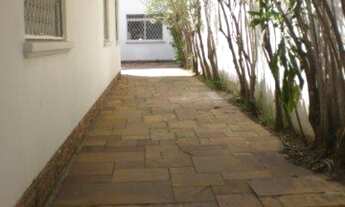 Imagem 4: Casa Comercial com RENDA, em Corredor de serviços Z: ZCOR-1, terreno 675,00 m², 330,00 m²