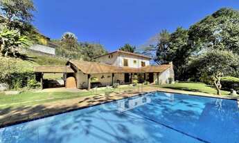 Imagem 2: Casa de luxo Rustica em condomínio: 4 quartos, 2 suítes, 5 salas, 4 banheiros, 6 vagas, A