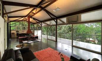 Imagem: Casa de alto padrão em condomínio à venda