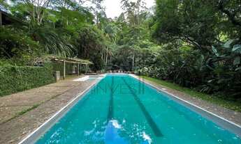 Imagem 4: Casa de alto padrão em condomínio à venda em Carapicuíba-SP, Chácara do Refúgio: 3 quartos