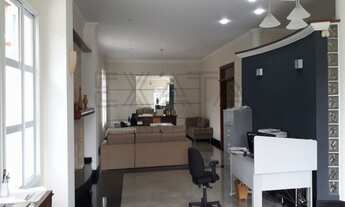 Imagem 2: Luxuosa Casa à venda no Jardim Guedala em São Paulo-SP: Com 4 quartos, 3 suítes, 5 salas