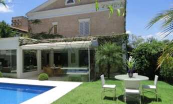 Imagem: Casa de LUXO à venda em Condomínio Fechado