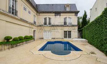 Imagem 2: Luxuosa Casa disponível para venda com 5 suítes no Jardim Guedala, São Paulo-SP, com eleva