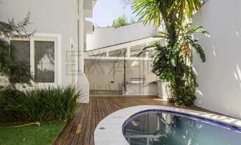 Imagem 3: Casa de luxo à venda em Condomínio Fechado na Vila Morumbi / Real Parque com 5 quartos, 5