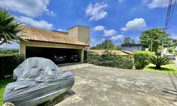 Imagem 3: Imponente casa em condomínio à venda em Embu das Artes - Condomínio Parque das Artes: 4 qu