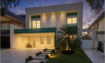 Imagem: Casa com 5 Quartos, 296m² por R$ 2.200.000