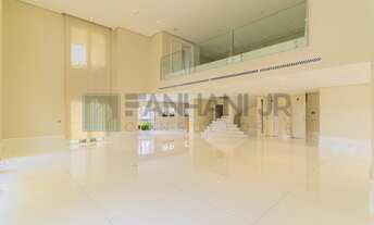 Imagem 5: Deslumbrante duplex para locação, totalmente equipado com detalhes sofisticados e acabamen