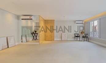 Imagem 7: Venha se encantar com este apartamento de 130m² totalmente reformado, localizado no coraçã