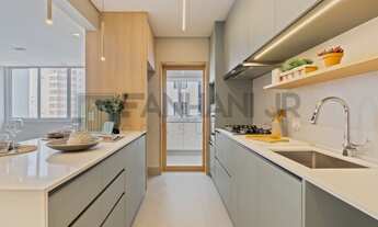 Imagem 4: Venha se encantar com este apartamento de 130m² totalmente reformado, localizado no coraçã