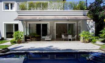 Imagem 3: Venha conhecer esta magnífica residência situada no quarteirão mais desejado e privilegiad