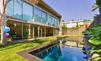 Imagem 7: Oportunidade única: Casa de Alto Padrão no Jardim Europa, São Paulo-SP, com 4 quartos, 4 s