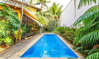 Imagem 5: Casa de Luxo no Jardim Europa: 5 Quartos, 3 Suítes, 4 Salas, 10 Vagas de Garagem, 600m²