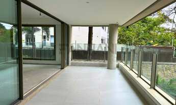 Imagem 3: Imperdível: Apartamento de Alto Padrão com 3 Suítes no Jardim América, São Paulo - 239m²