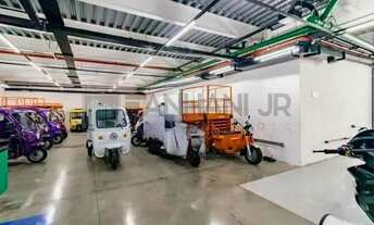 Imagem 4: Imperdível: Casa Comercial à Venda em Pinheiros, São Paulo-SP - 8 salas, 4 banheiros, 4 va