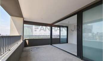 Imagem 2: Imperdível apartamento à venda em Pinheiros, São Paulo-SP, com 3 quartos, 3 suítes e 190m²