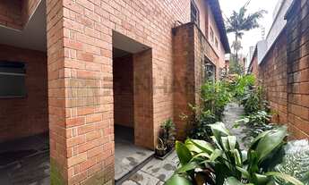 Imagem 3: Casa no Jardim Paulista: Casa com 4 Quartos, 2 Suítes, 4 Salas e 5 Vagas - São Paulo-SP