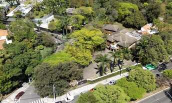 Imagem 4: Excelente oportunidade de locação: Casa comercial com 6 salas, 5 banheiros e 40 vagas no J