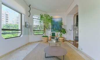 Imagem 7: Imperdível: Apartamento reformado na Vila Nova Conceição, São Paulo-SP - 4 quartos, 3 suít