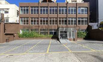 Imagem: Prédio Monousuário de Alto Padrão em