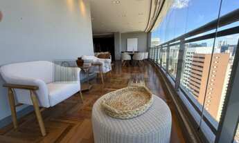 Imagem 7: Apartamento completamente pronto para morar, oferece uma combinação perfeita de luxo nos d