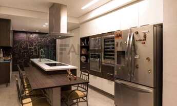 Imagem 4: Vendo Belíssima casa de condomínio no Jd. Europa com 480 m² com 4 suítes e 4 vagas. Imóve