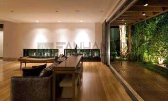 Imagem 5: Vendo Belíssima casa de condomínio no Jd. Europa com 480 m² com 4 suítes e 4 vagas. Imóve