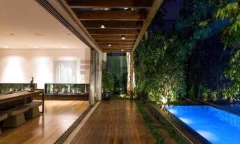 Imagem 3: Vendo Belíssima casa de condomínio no Jd. Europa com 480 m² com 4 suítes e 4 vagas. Imóve