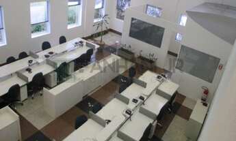 Imagem 6: Casa comercial para locação em São Paulo-SP, bairro Jardim América: 10 salas, 6 banheiros