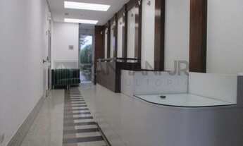 Imagem 3: Casa comercial para locação em São Paulo-SP, bairro Jardim América: 10 salas, 6 banheiros