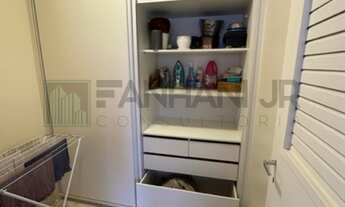 Imagem 7: Com uma localização privilegiada no Via Frattina, na Rua Bela Cintra, este espaçoso aparta