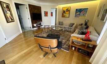 Imagem 1: Com uma localização privilegiada no Via Frattina, na Rua Bela Cintra, este espaçoso aparta