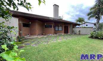 Imagem 2: Casa em condomínio fechado, Praia da Lagoinha com 4 suítes e espaço gourmet