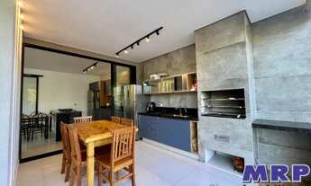 Imagem 6: Casa frente mar na Praia da Lagoinha em Ubatuba. Alto padrão. 6 suítes