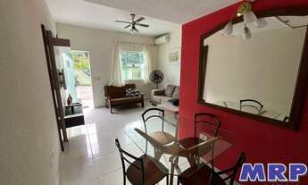 Imagem 2: Apartamento à venda em Ubatuba, Praia da Maranduba, 1 suíte. Com piscina