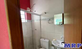 Imagem 3: Apartamento à venda em Ubatuba, Praia da Maranduba, 1 suíte. Com piscina