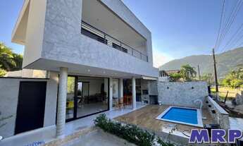 Imagem 2: Casa frente mar na Praia da Lagoinha em Ubatuba. Alto padrão. 6 suítes