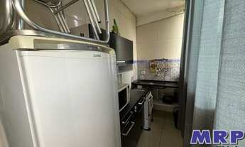 Imagem 7: Apartamento à venda em Ubatuba, Praia da Maranduba, 1 suíte. Com piscina